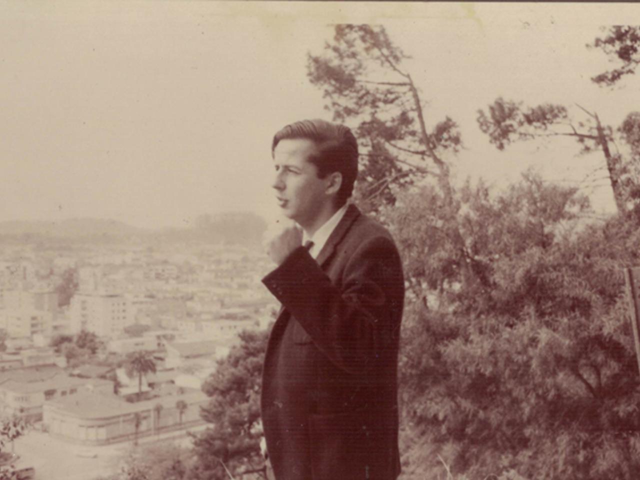 Miguel Enriquez en cerro de Talcahuano.