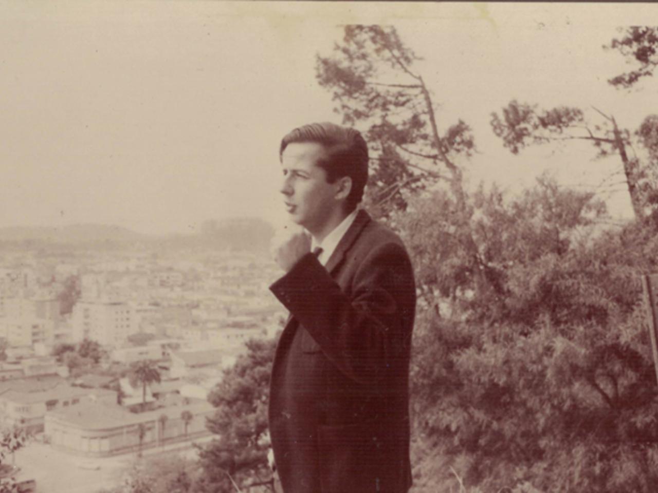 Miguel Enriquez en cerro de Talcahuano.